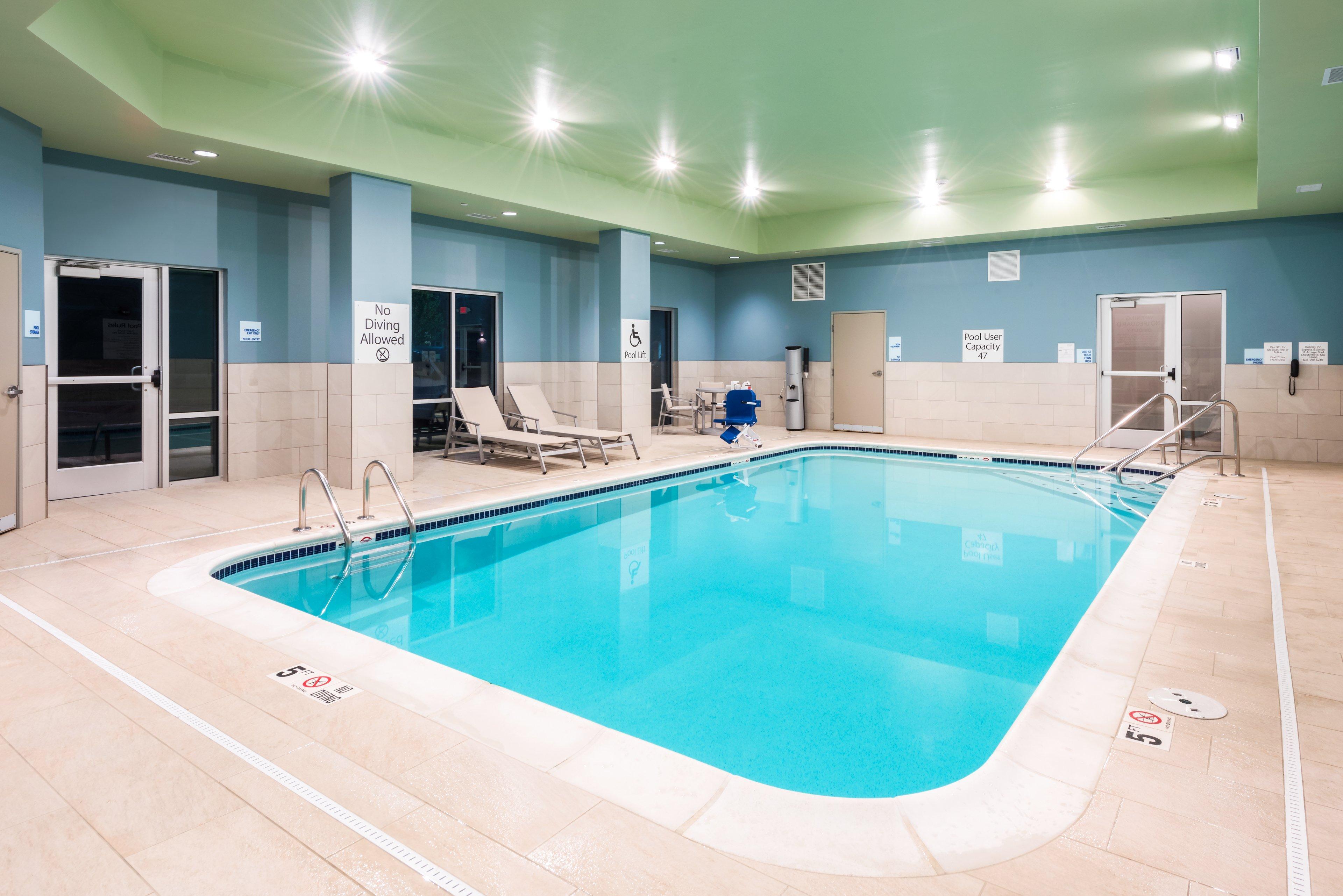 Holiday Inn Express & Suites St. Louis - Chesterfield By Ihg Екстер'єр фото