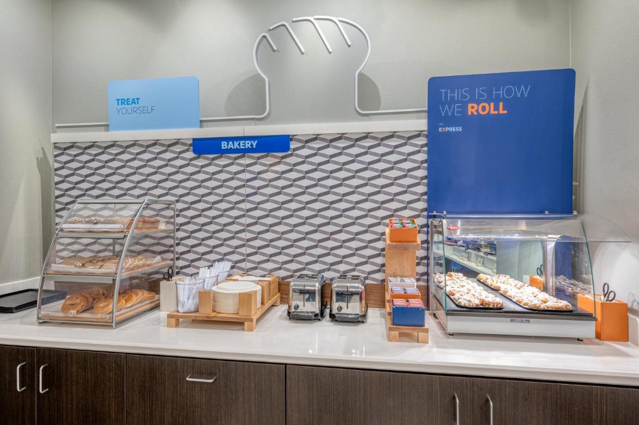 Holiday Inn Express & Suites St. Louis - Chesterfield By Ihg Екстер'єр фото